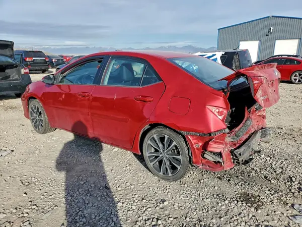 2T1BURHE7HC813516 2017 TOYOTA COROLLA - Image 2