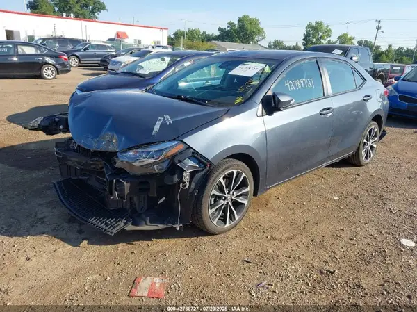2T1BURHE7HC814293 2017 TOYOTA COROLLA - Image 2