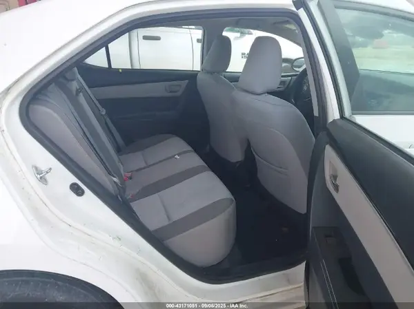 2T1BURHE7HC817050 2017 TOYOTA COROLLA - Image 8