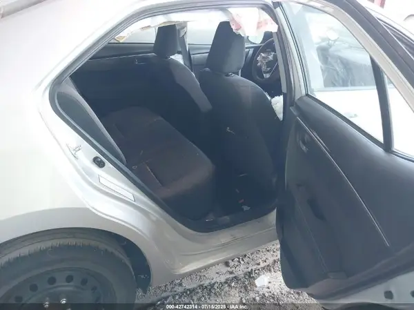 2T1BURHE7HC817596 2017 TOYOTA COROLLA - Image 8