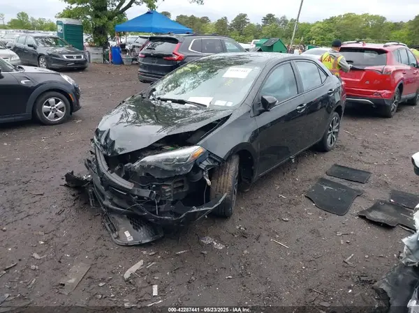 2T1BURHE7HC818988 2017 TOYOTA COROLLA - Image 2