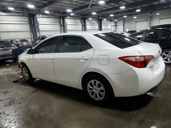 2T1BURHE7HC828081 2017 TOYOTA COROLLA - Image 2
