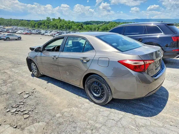 2T1BURHE7HC832759 2017 TOYOTA COROLLA - Image 2