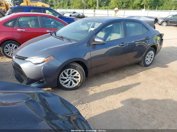 2T1BURHE7HC838433 2017 TOYOTA COROLLA - Image 2