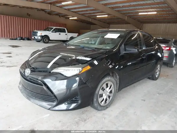 2T1BURHE7HC848427 2017 TOYOTA COROLLA - Image 2