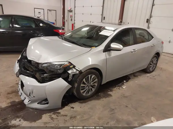 2T1BURHE7HC848475 2017 TOYOTA COROLLA - Image 2