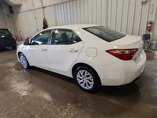 2T1BURHE7HC850467 2017 TOYOTA COROLLA - Image 2