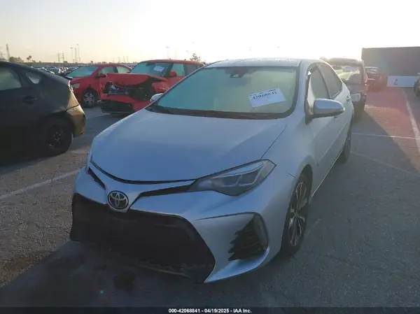 2T1BURHE7HC853918 2017 TOYOTA COROLLA - Image 2