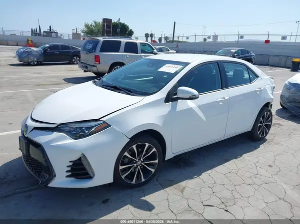 2T1BURHE7HC856138 2017 TOYOTA COROLLA - Image 2