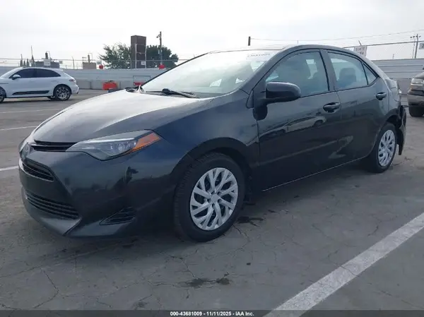 2T1BURHE7HC859282 2017 TOYOTA COROLLA - Image 2
