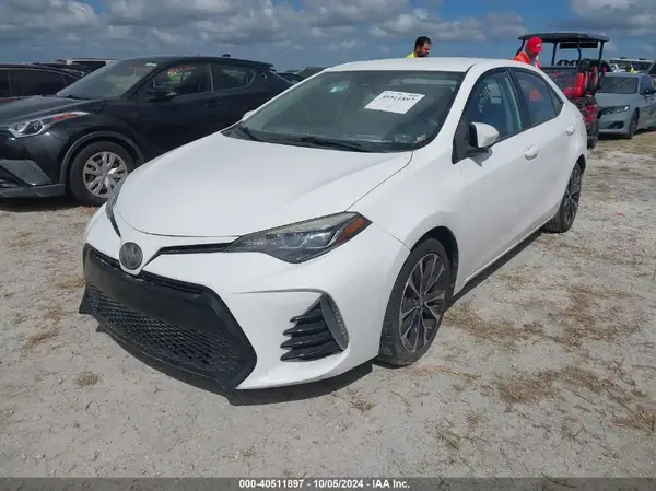 2T1BURHE7HC864157 2017 TOYOTA COROLLA - Image 2