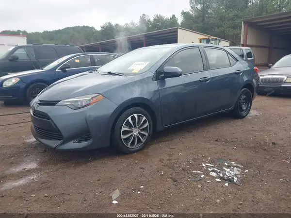 2T1BURHE7HC873179 2017 TOYOTA COROLLA - Image 2