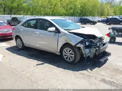 2T1BURHE7HC880987 2017 TOYOTA COROLLA