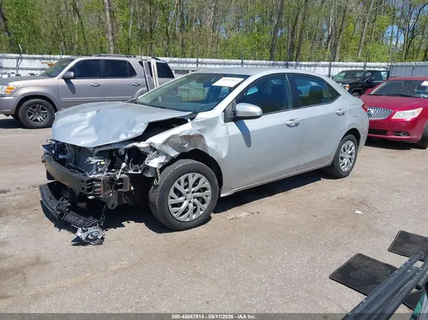 2T1BURHE7HC880987 2017 TOYOTA COROLLA - Image 2