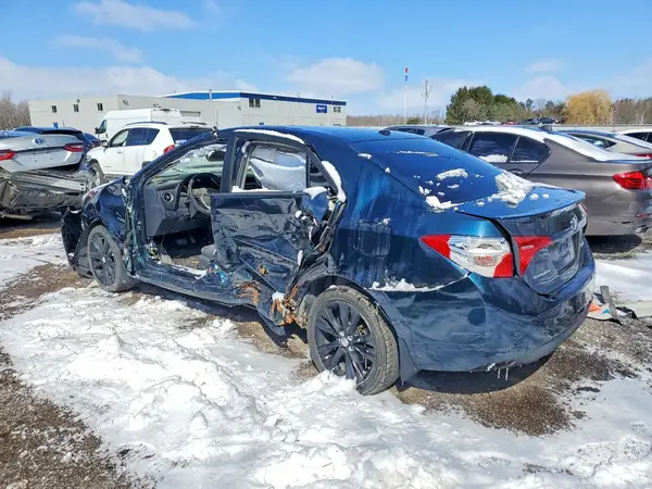 2T1BURHE7HC884960 2017 TOYOTA COROLLA - Image 2