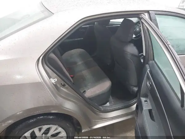 2T1BURHE7HC888555 2017 TOYOTA COROLLA - Image 8