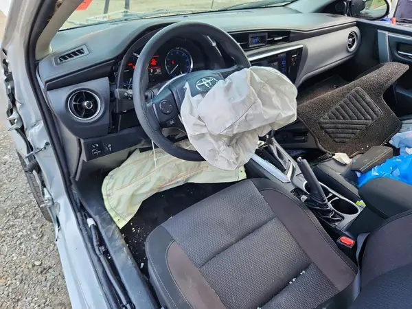 2T1BURHE7HC890497 2017 TOYOTA COROLLA - Image 8