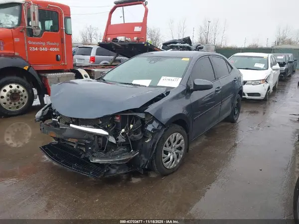 2T1BURHE7HC890709 2017 TOYOTA COROLLA - Image 2