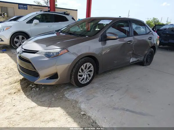 2T1BURHE7HC894355 2017 TOYOTA COROLLA - Image 2