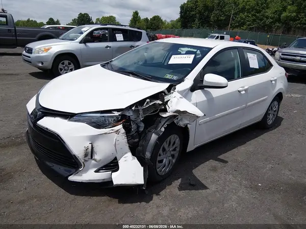 2T1BURHE7HC896722 2017 TOYOTA COROLLA - Image 2