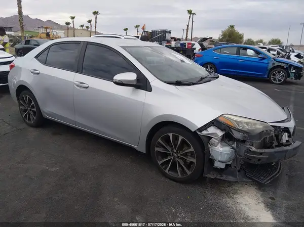 2T1BURHE7HC902129 2017 TOYOTA COROLLA - Image 1