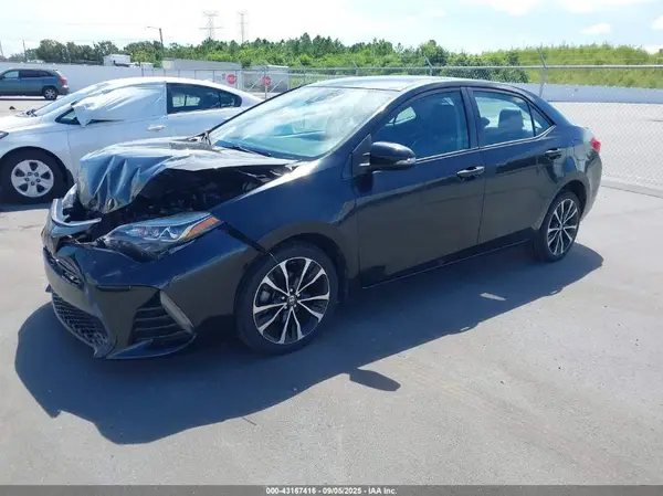 2T1BURHE7HC902793 2017 TOYOTA COROLLA - Image 2
