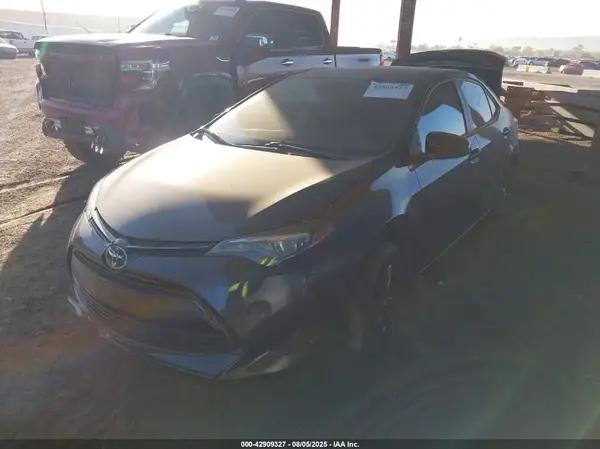 2T1BURHE7HC904804 2017 TOYOTA COROLLA - Image 2