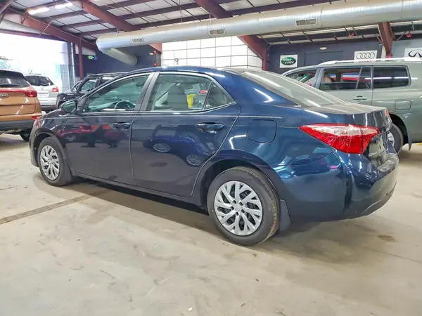 2T1BURHE7HC918556 2017 TOYOTA COROLLA - Image 2