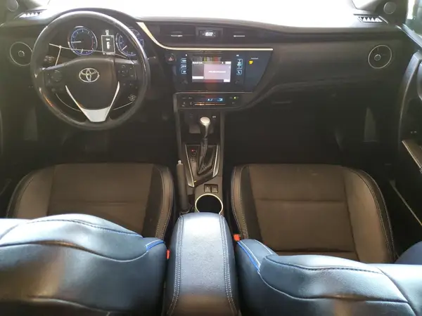 2T1BURHE7HC930805 2017 TOYOTA COROLLA - Image 8