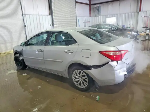 2T1BURHE7HC943635 2017 TOYOTA COROLLA - Image 2