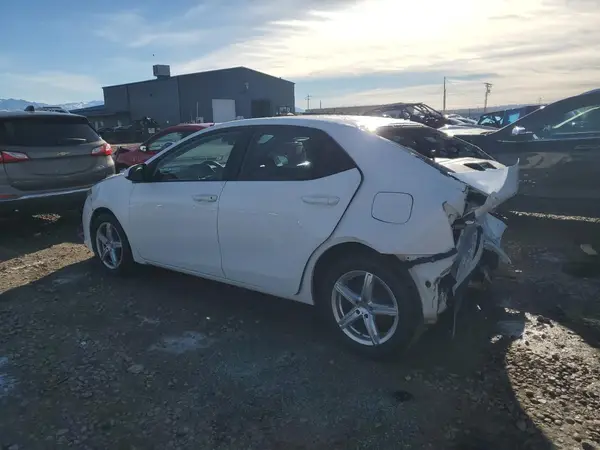 2T1BURHE7HC944395 2017 TOYOTA COROLLA - Image 2