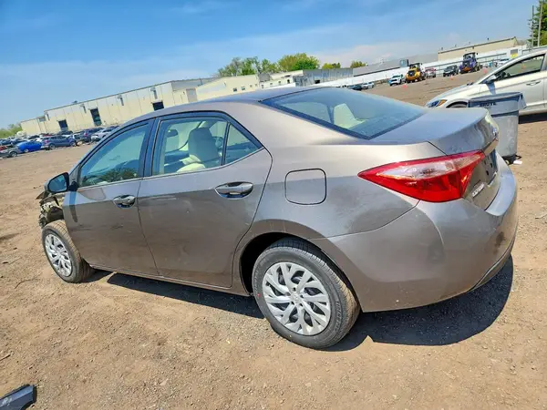 2T1BURHE7HC949063 2017 TOYOTA COROLLA - Image 2