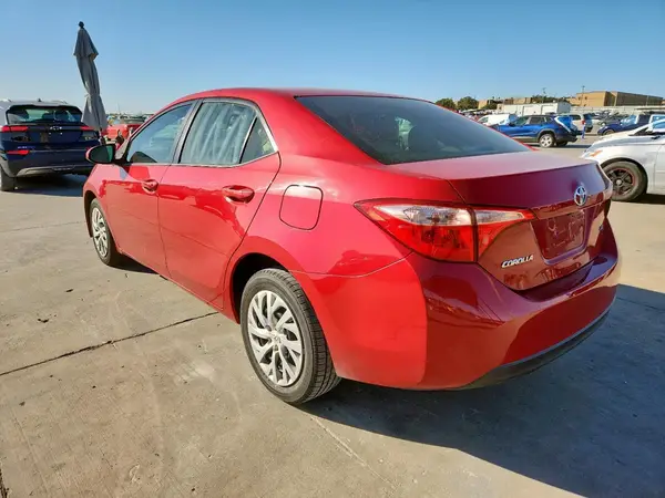 2T1BURHE7HC956935 2017 TOYOTA COROLLA - Image 2
