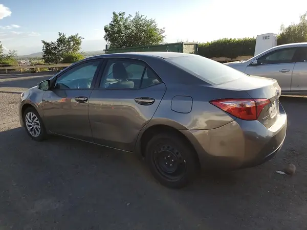 2T1BURHE7HC958605 2017 TOYOTA COROLLA - Image 2