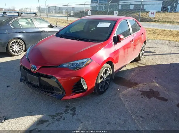 2T1BURHE7HC961570 2017 TOYOTA COROLLA - Image 2