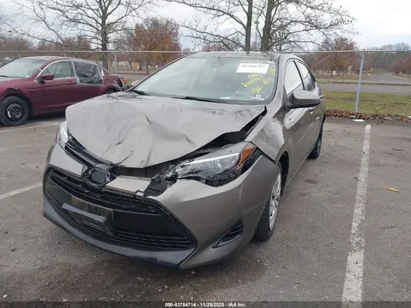 2T1BURHE7HC962590 2017 TOYOTA COROLLA - Image 2