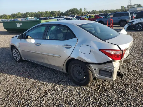 2T1BURHE7JC002062 2018 TOYOTA COROLLA - Image 2