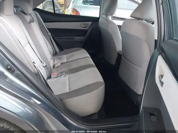 2T1BURHE7JC003857 2018 TOYOTA COROLLA - Image 8