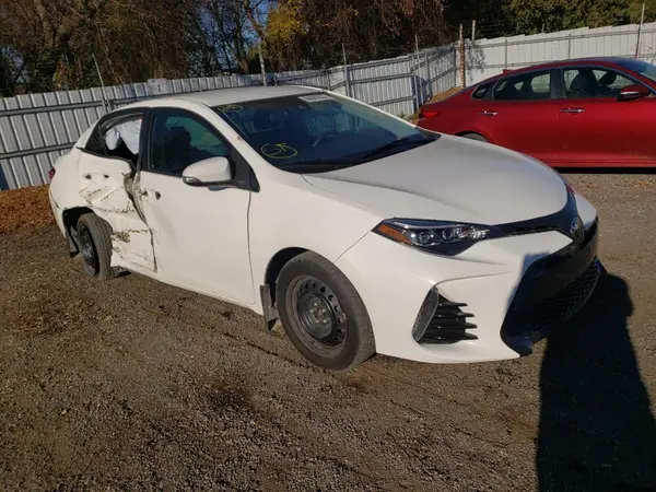 2T1BURHE7JC005155 2018 TOYOTA COROLLA - Image 1