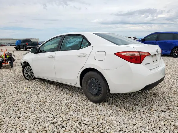 2T1BURHE7JC005222 2018 TOYOTA COROLLA - Image 2