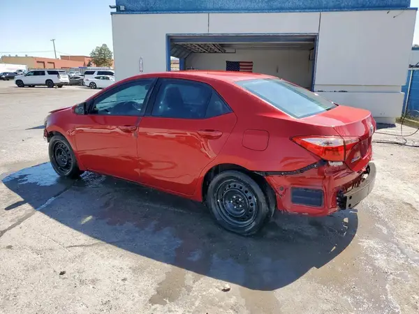 2T1BURHE7JC012560 2018 TOYOTA COROLLA - Image 2