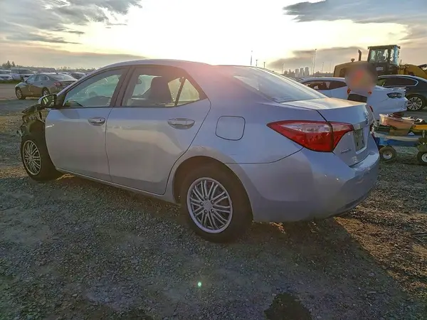 2T1BURHE7JC012848 2018 TOYOTA COROLLA - Image 2