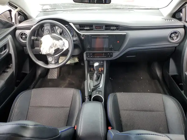 2T1BURHE7JC015782 2018 TOYOTA COROLLA - Image 8