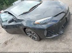 2T1BURHE7JC017306 2018 TOYOTA COROLLA
