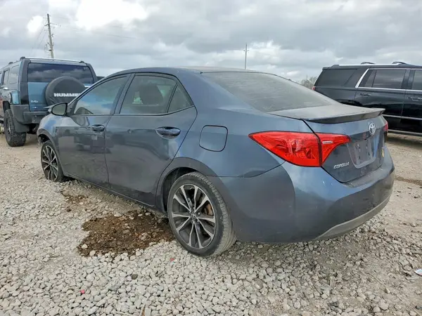 2T1BURHE7JC017614 2018 TOYOTA COROLLA - Image 2