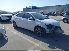 2T1BURHE7JC019038 2018 TOYOTA COROLLA