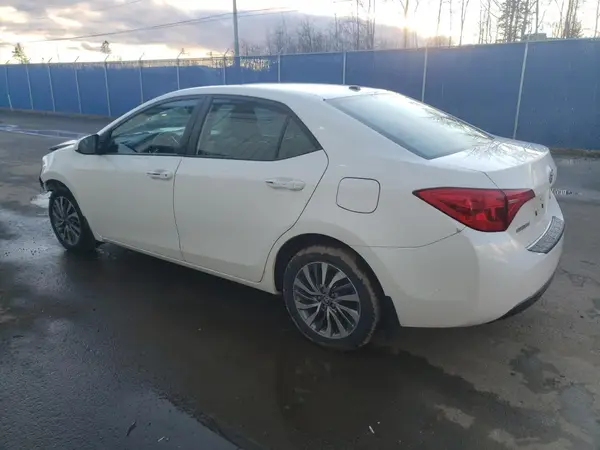 2T1BURHE7JC025244 2018 TOYOTA COROLLA - Image 2