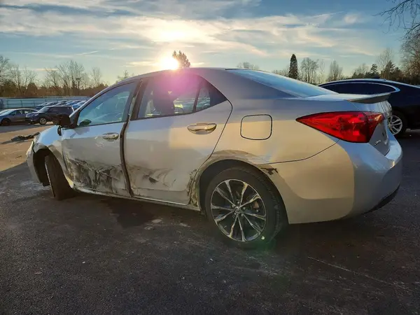 2T1BURHE7JC025406 2018 TOYOTA COROLLA - Image 2