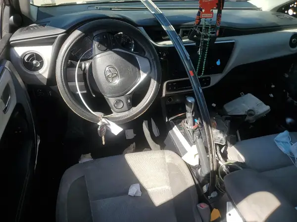2T1BURHE7JC026765 2018 TOYOTA COROLLA - Image 8