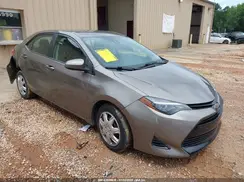 2T1BURHE7JC027284 2018 TOYOTA COROLLA
